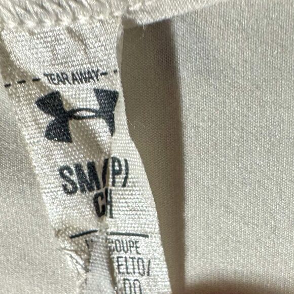 Under Armour Women's White V-Neck Dolman Sleeve T-Shirt - Picture 4 of 4